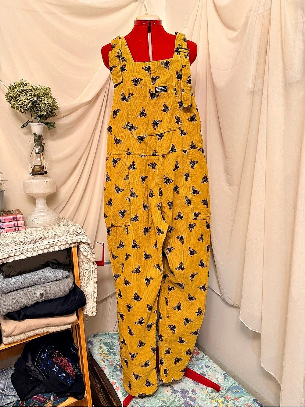 Run & Fly Gold Bee Corduroy DungaBee Dungarees Large Tall
